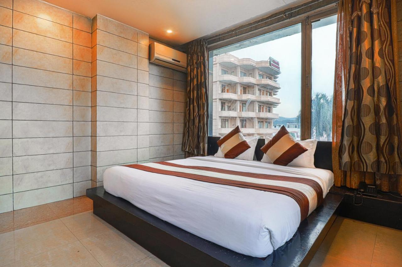 Oaktel Hotel Grand Shiva Near Ganga Ghat Haridwār Zewnętrze zdjęcie
